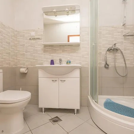 Frane Apartment